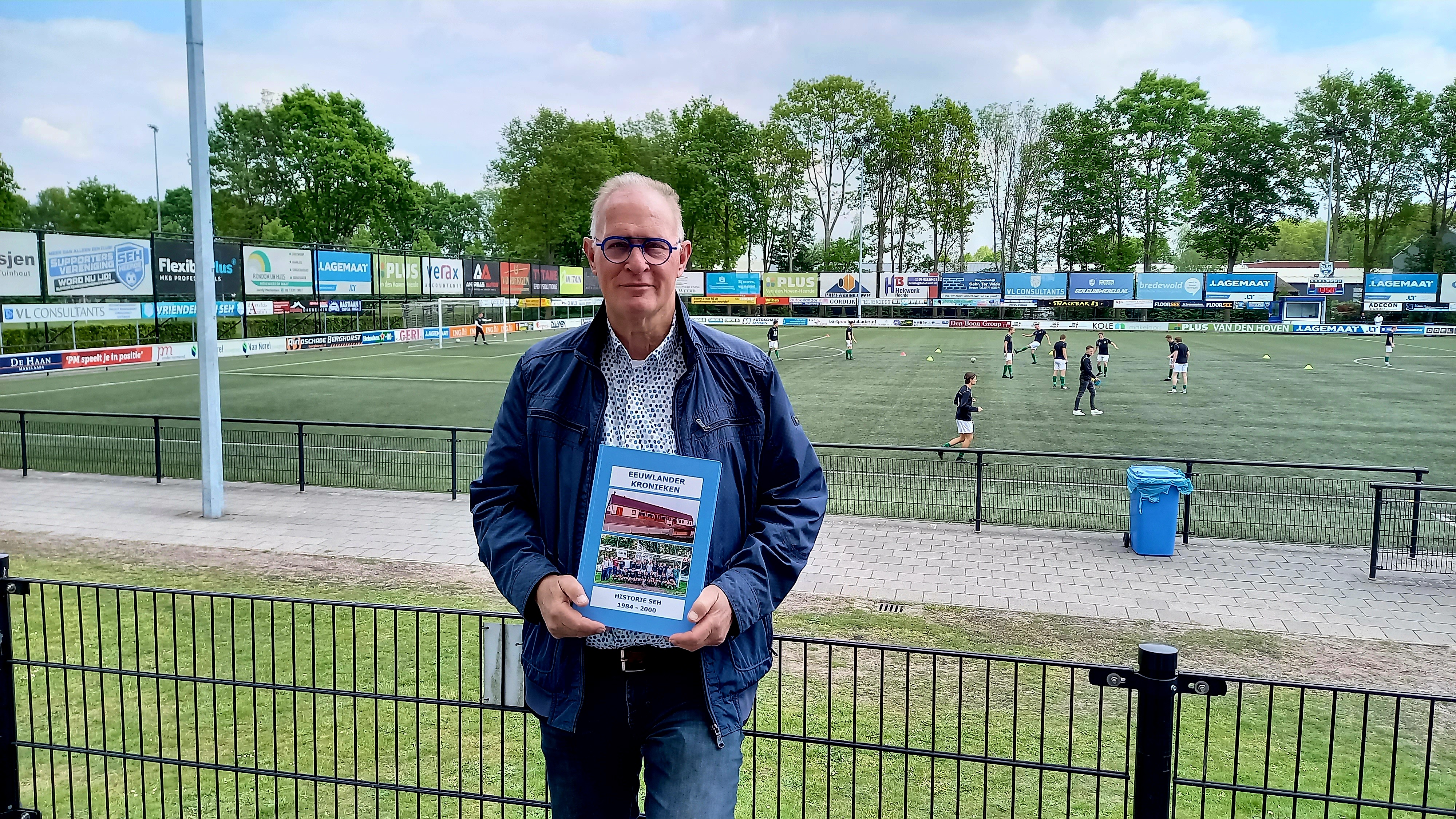 Foto: Derde boek over geschiedenis van SEH in aantocht