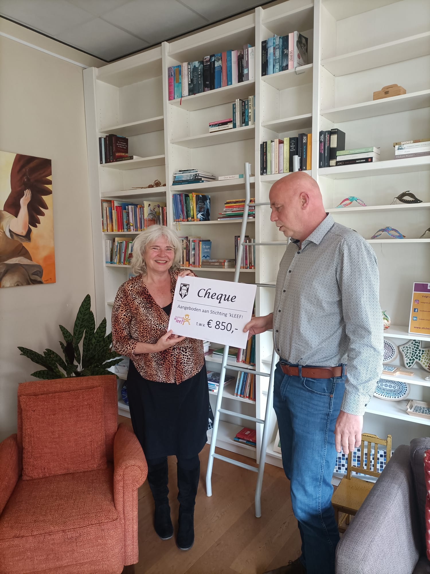 Foto: Popquiz bij KCVO levert 850 Euro op voor ’kLEEF!