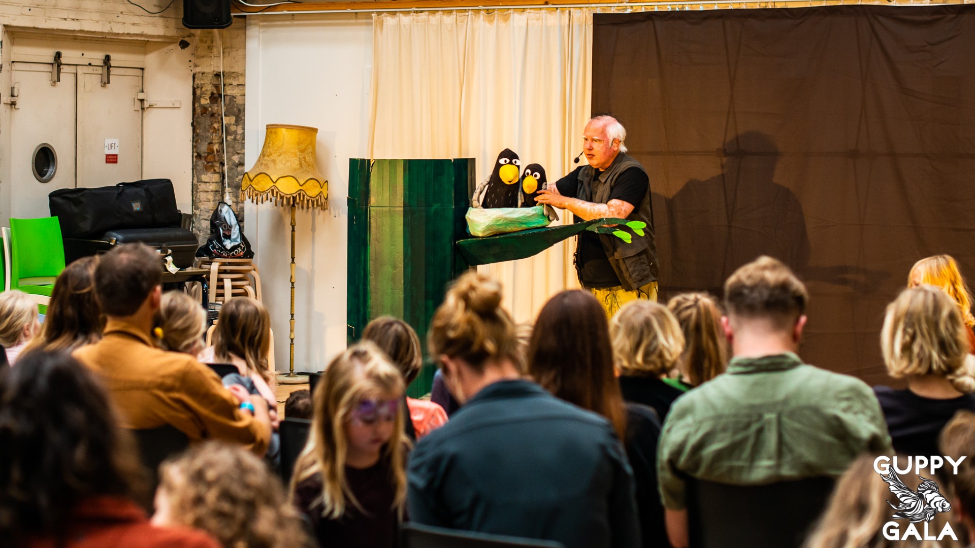 Foto: Coco kan het!, vrolijk poppentheater op het Heerdelijk Festival