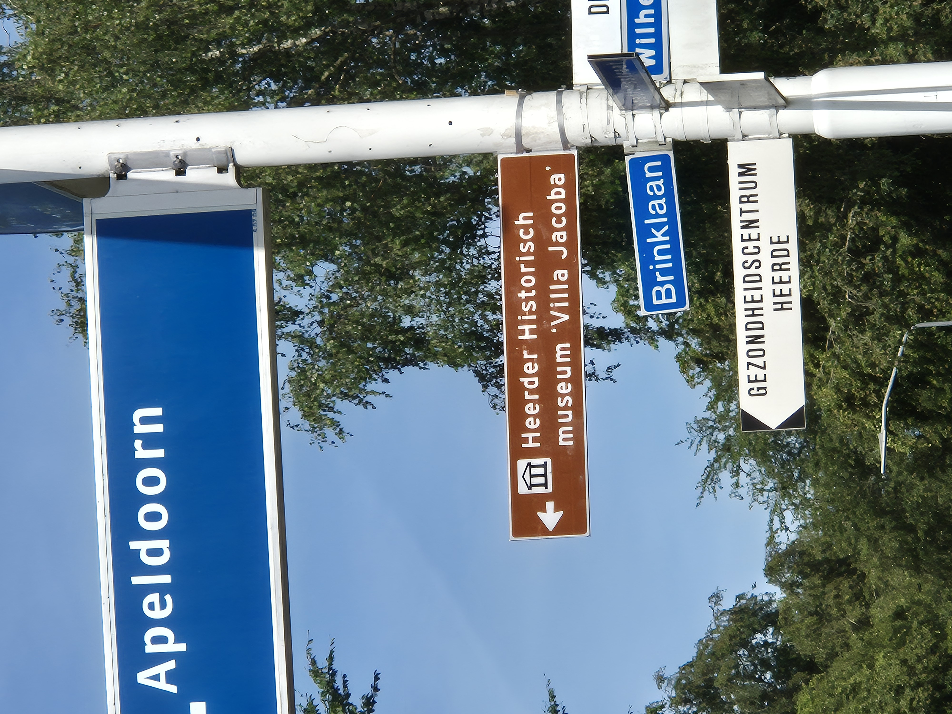 Foto: Wegwijzers naar toeristische parels in gemeente Heerde