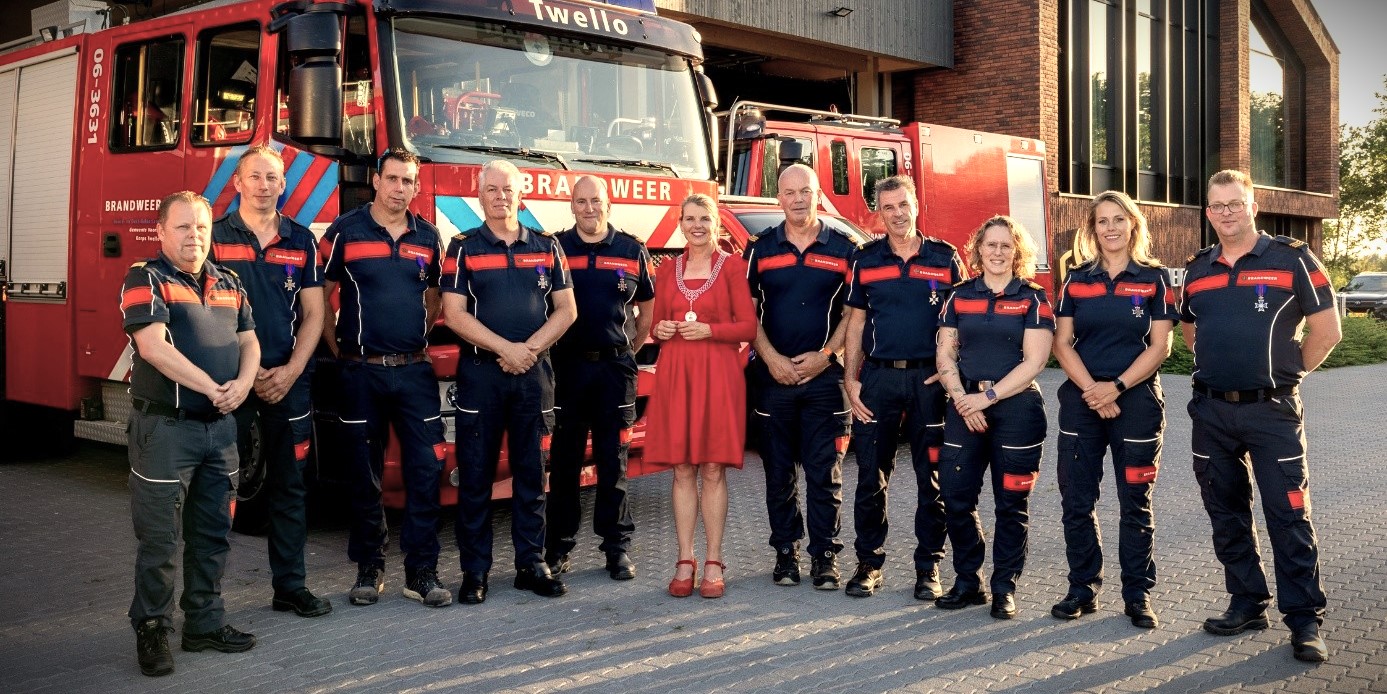 Foto: Oorkondes voor brandweervrijwilligers