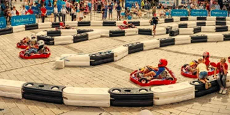 Foto: Bezoek-Voorst Zomerdagen