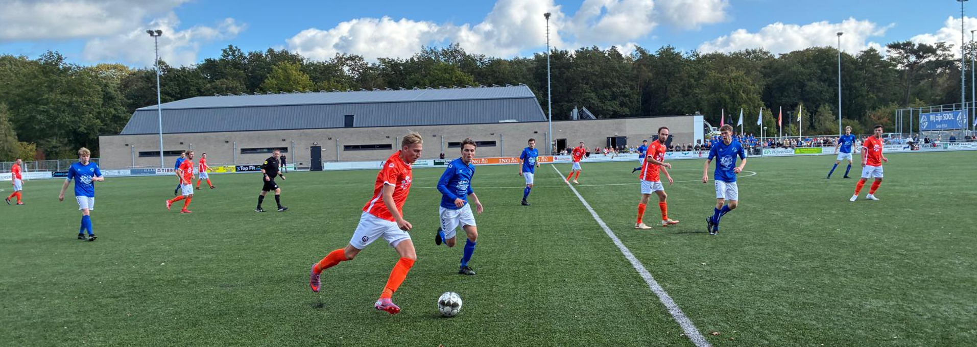 Foto: Strijdbare 4e klasser v.v. Emst 1 verliest na boeiend gevecht van SDOL 1