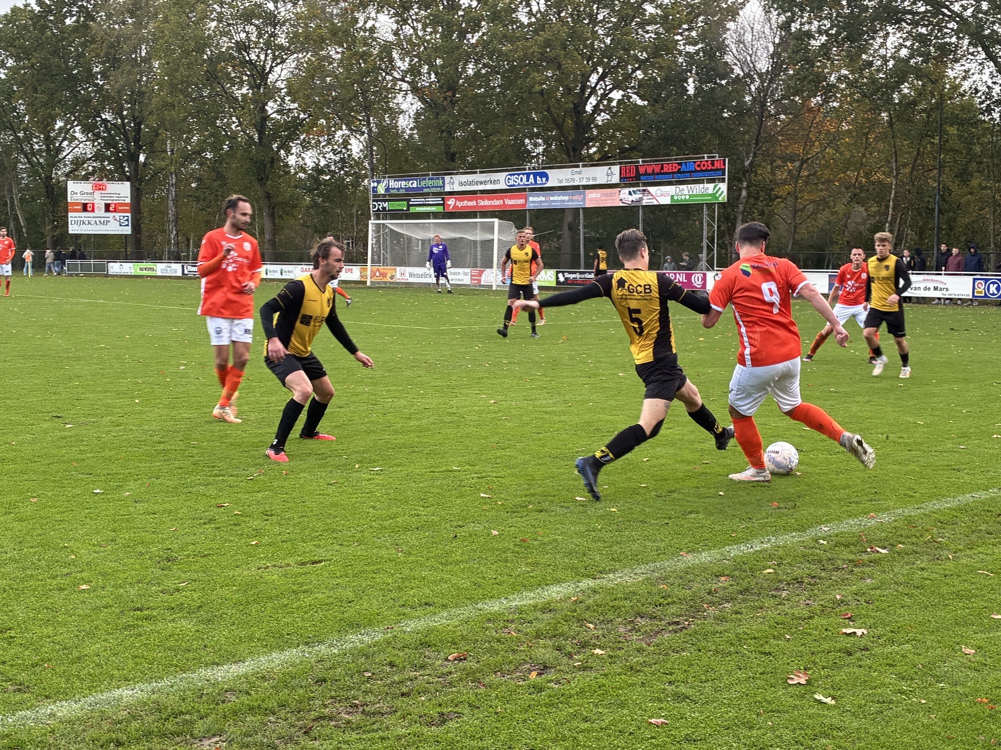 Foto: v.v. Emst 1 verliest van effectief Diepenveen 1