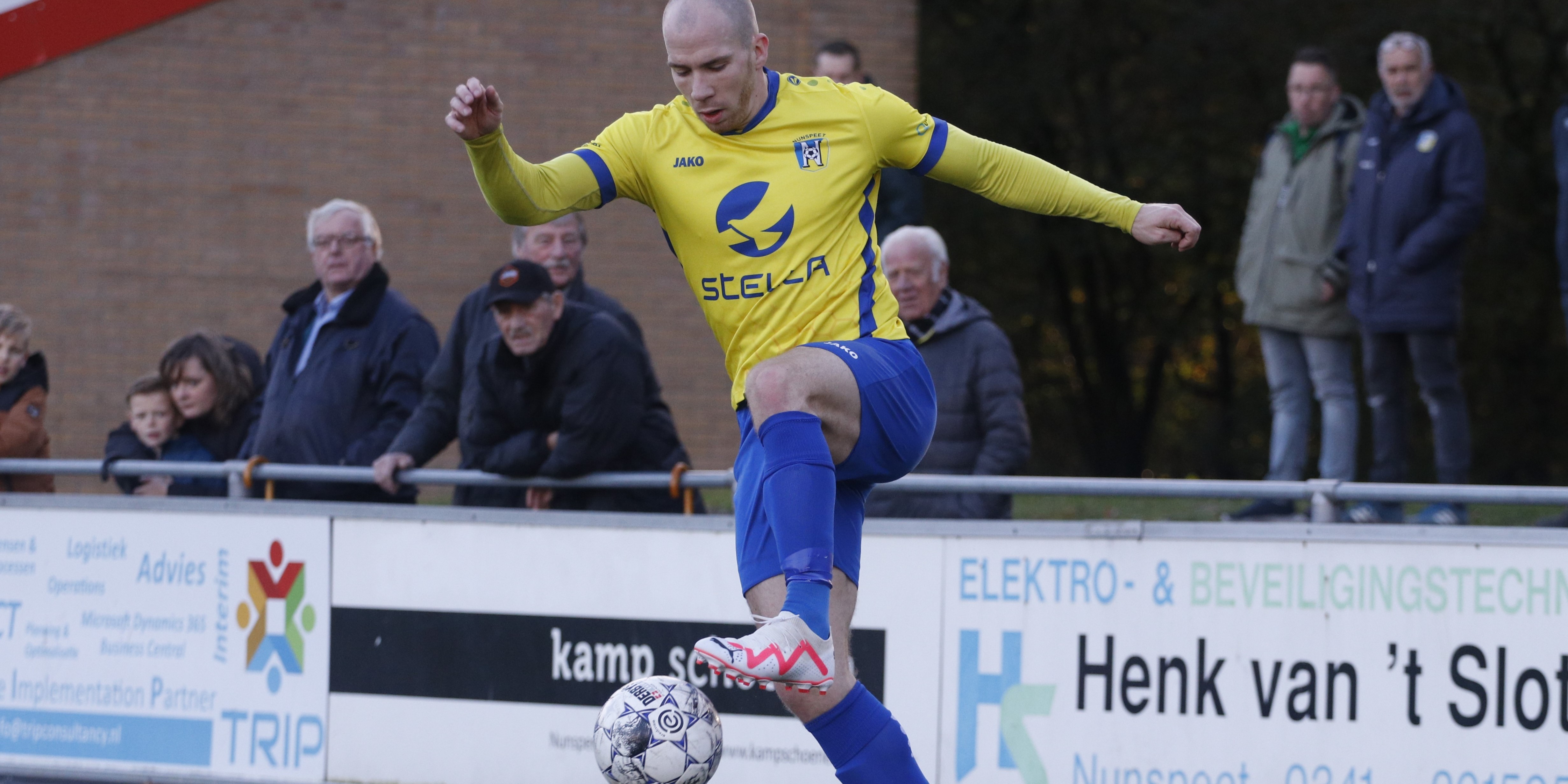 Foto: Nunspeet boekt belangrijke overwinning