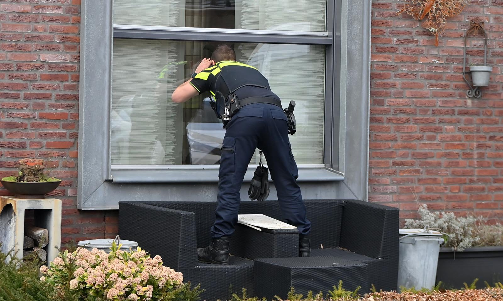 Foto: Bewoonster en hond op tijd uit woning na brandmelding in Eersel