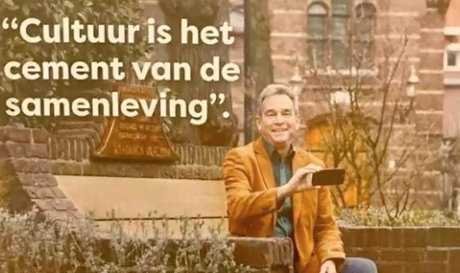 Foto: Raadslid Jos Peters: een mens tussen de mensen