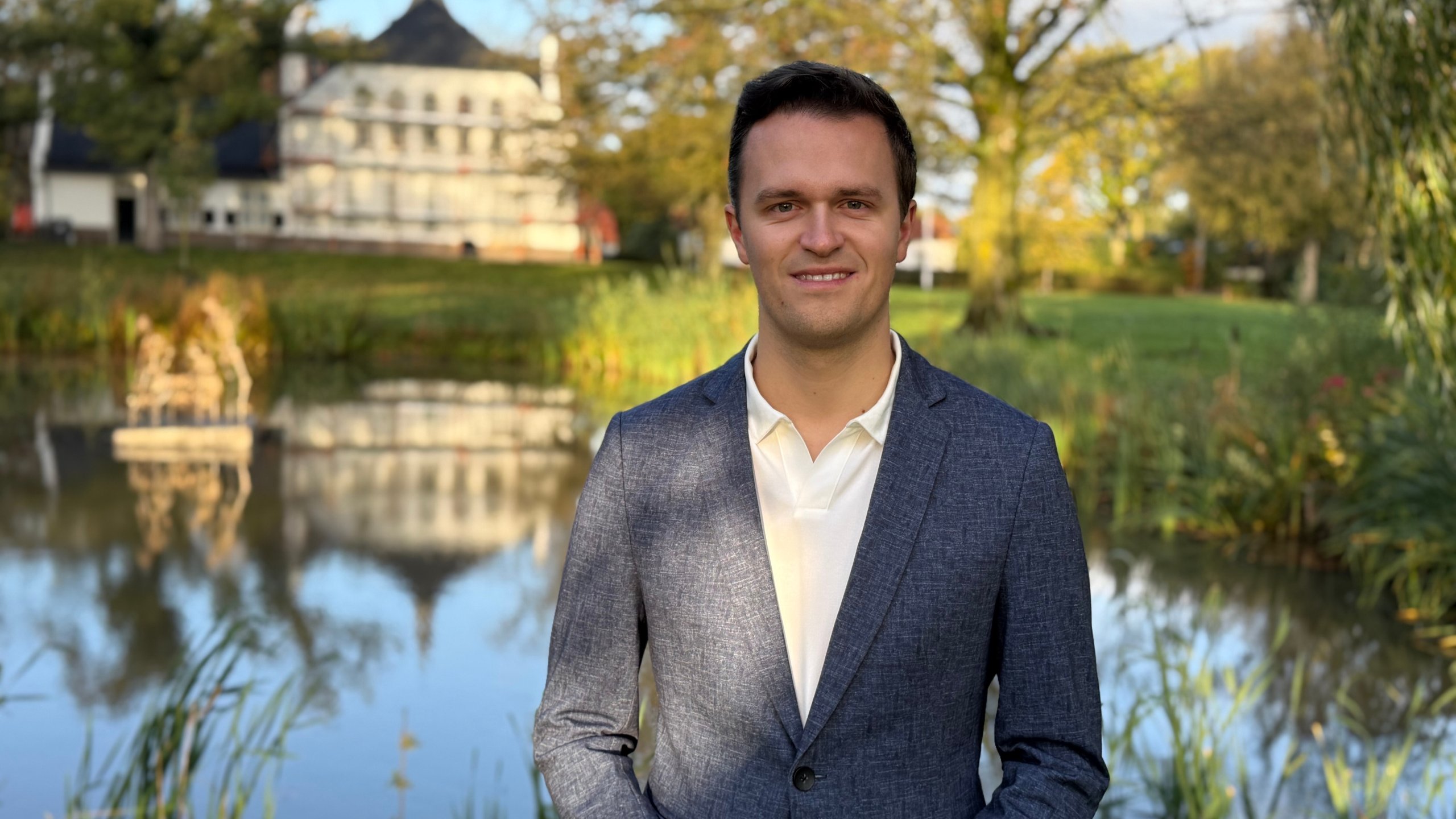 Foto: VVD-lijsttrekker Willem Swinkels over terugkeer Defensie: “Kansen pakken voor onze ondernemers en dorpscentra”