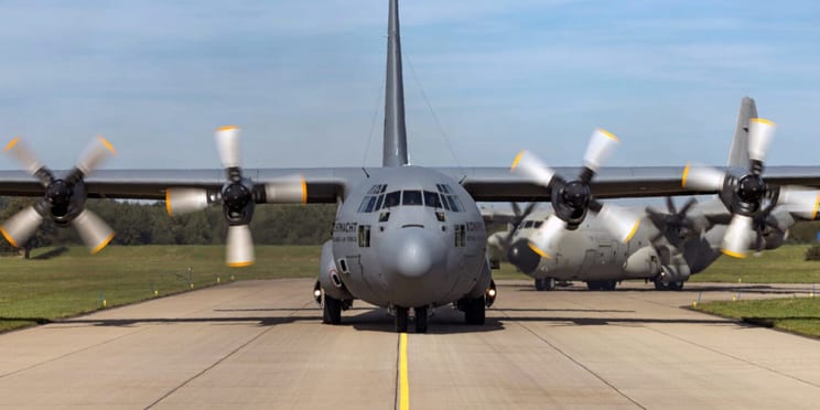 Foto: Orange Bull: Nederlandse en Duitse transportvliegtuigen oefenen vanaf Eindhoven
