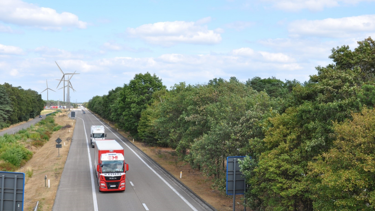 Foto: Bouw Windpark De Pals langs A67 stap dichterbij na rondkomen financiering