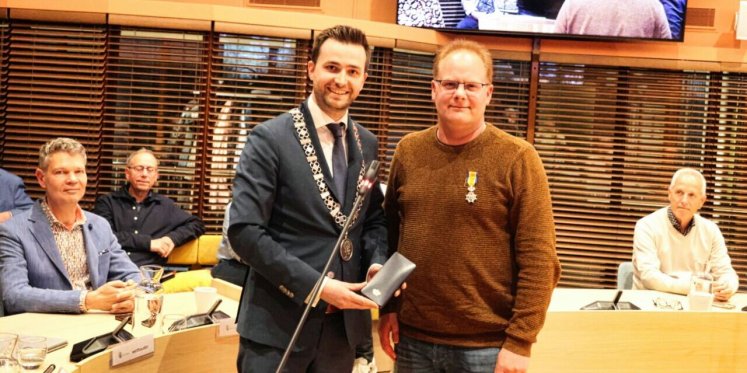 Foto: Koninklijke onderscheiding voor Dennis Keuten