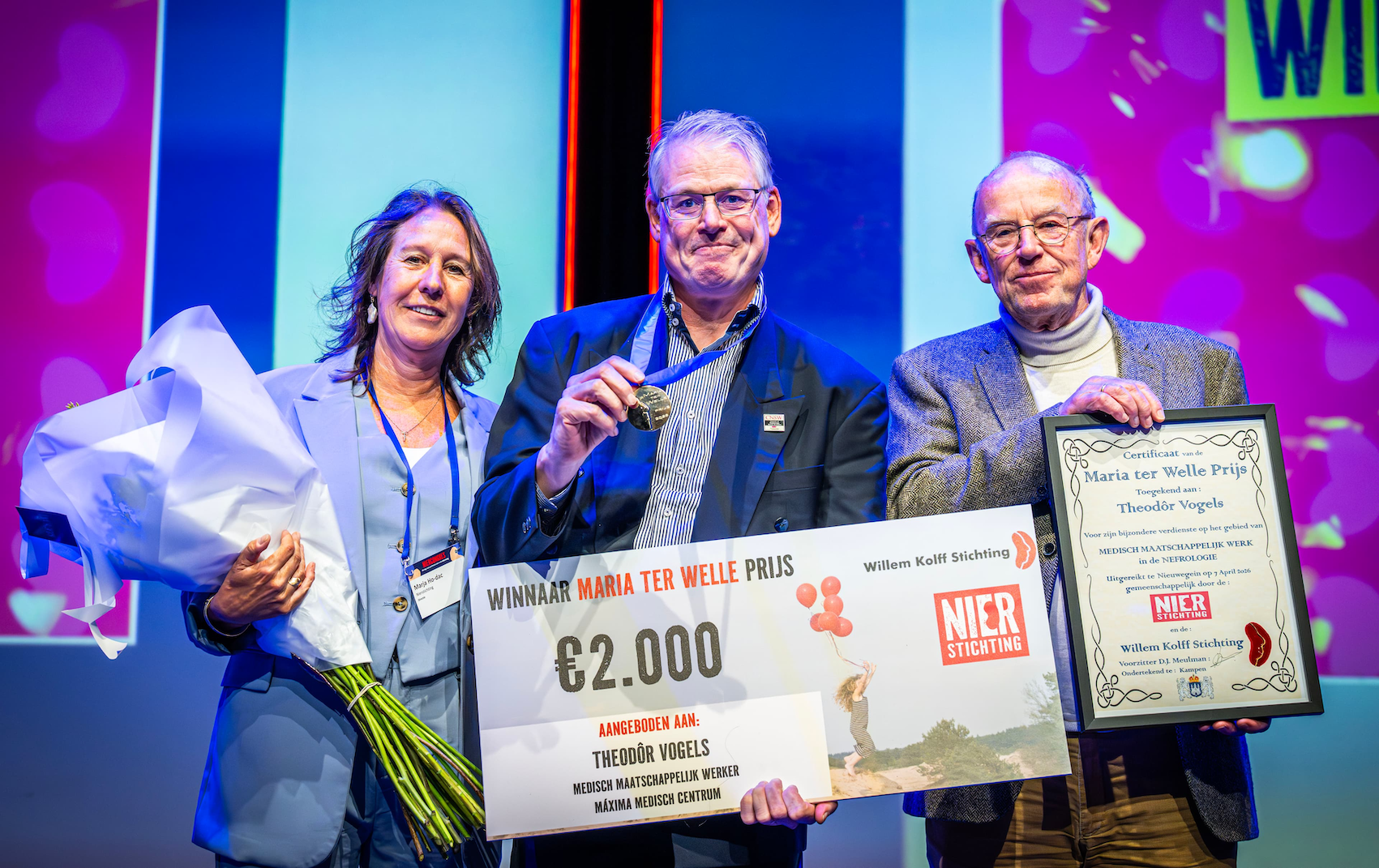 Foto: Theodôr Vogels van Maxima MC in Veldhoven krijgt oeuvreprijs voor bijzondere inzet patiënten