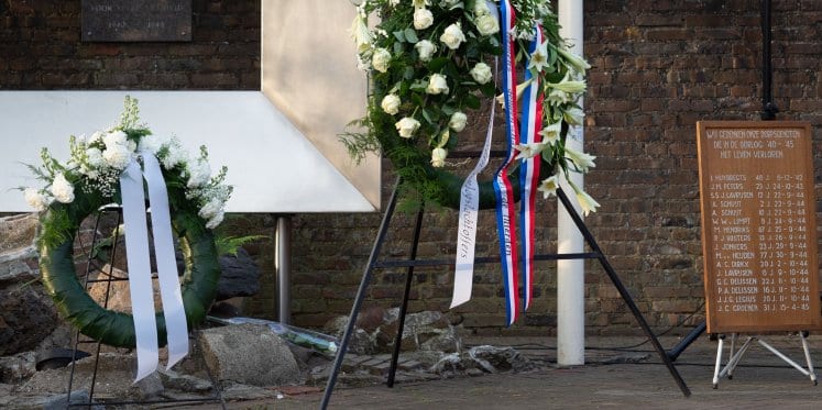 Foto: 1Kempen doet live verslag van dodenherdenking in Reusel