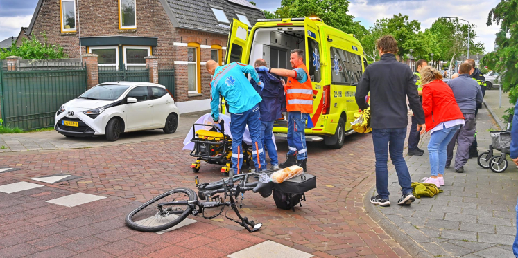 Foto: Fietser aangereden op rotonde Europalaan in Valkenswaard