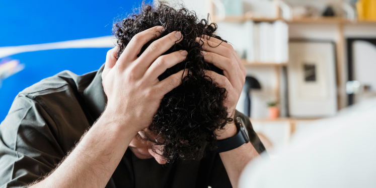 Foto: Lezing over gevolgen stress in bibliotheek Veldhoven