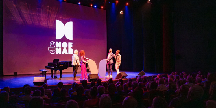 Foto: Nieuw theaterseizoen en nieuw logo De Hofnar