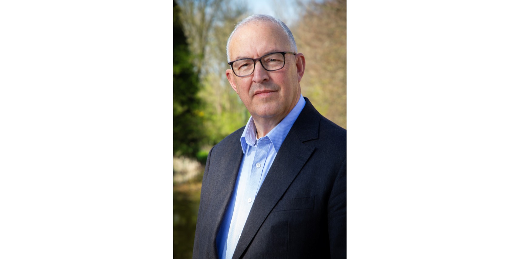 Foto: Ahmed Aboutaleb te gast in Bibliotheek Leende