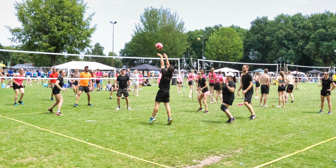 Foto: 29-31 mei: Grootste Ledûb Volleybal Festival ooit