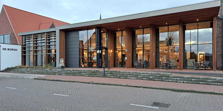 Foto: Gemeente Cranendonck en De Borgh tekenen overeenkomst