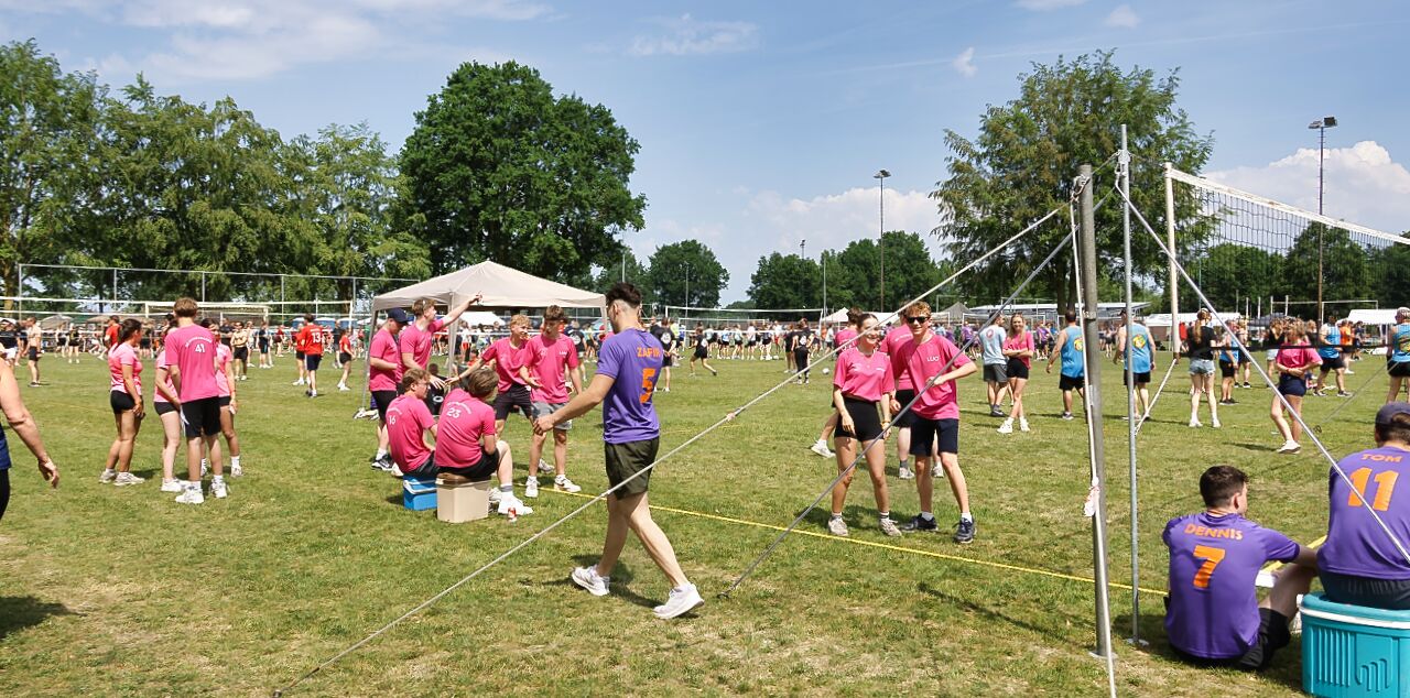Foto: Recordeditie Ledûb Volleybal Festival van start in Budel