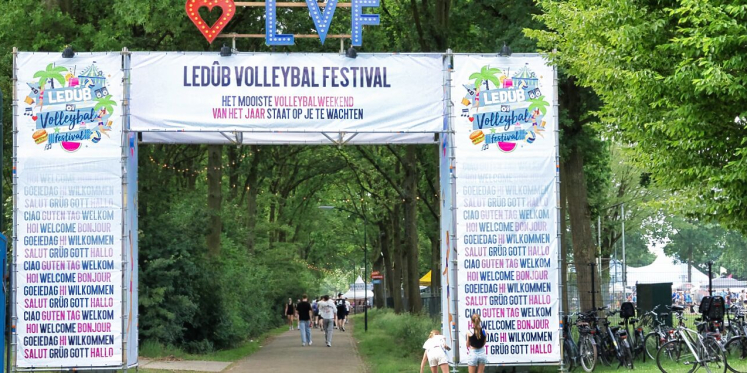 Foto: Recordeditie Ledûb Volleybal Festival van start in Budel