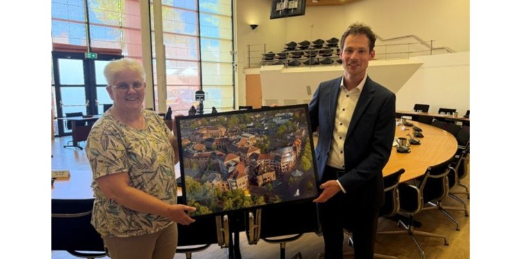 Foto: Luchtfoto van gemeentehuis winnaar titel ‘Mooiste foto van het jaar’