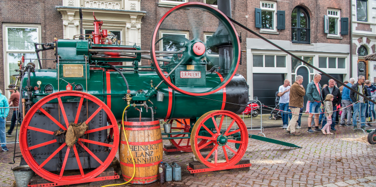 Foto: Jubilerende Stichting Historisch Erfgoed Smid Renders laat oude tijden herleven met Veldhoven in Stoom