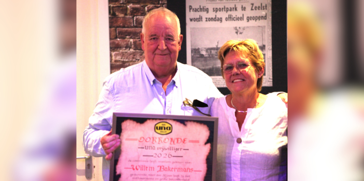 Foto: Willem Bakermans verkozen tot vrijwilliger van het jaar 2026 bij UNA in Veldhoven