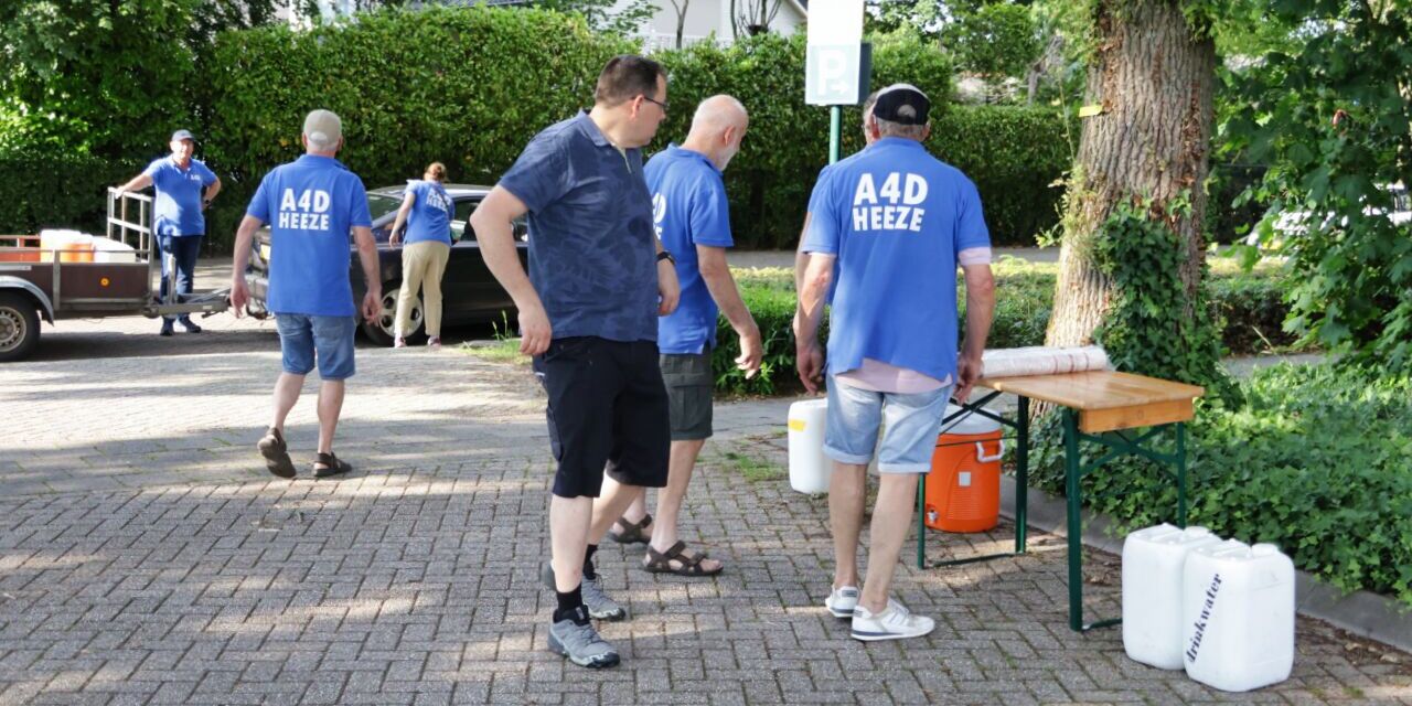 Foto: Avondvierdaagse Heeze afgesloten met warme slotdag