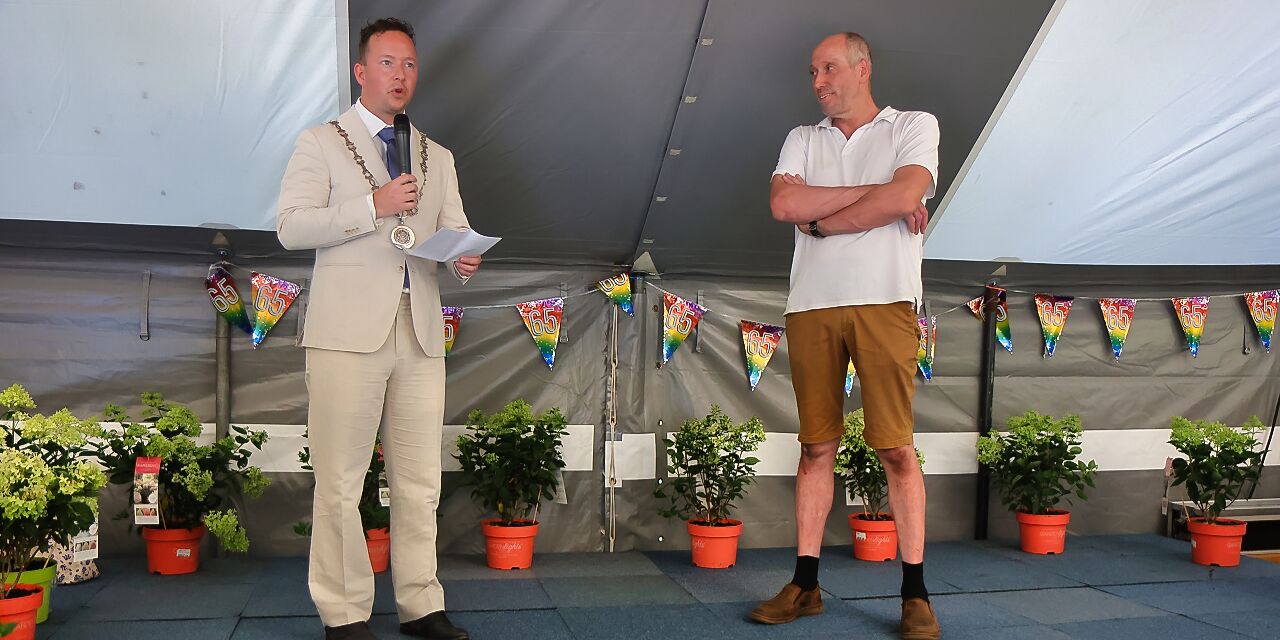 Foto: Koninklijke Onderscheiding voor Jack Spoorenberg