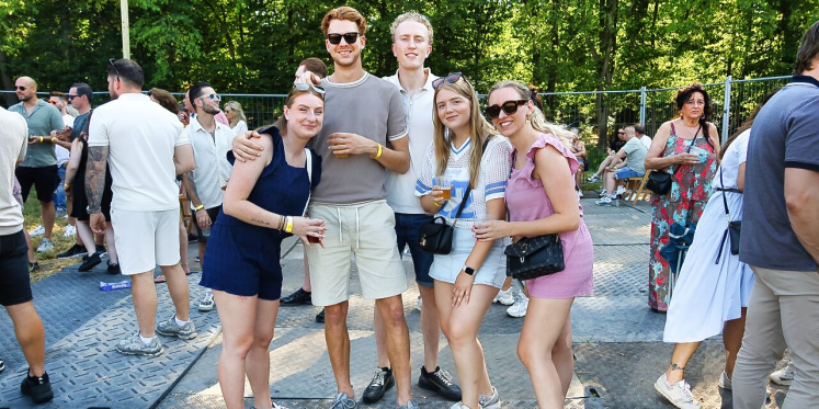 Foto: Eerste editie SOA trekt jong en oud naar festivalweide in Sterksel