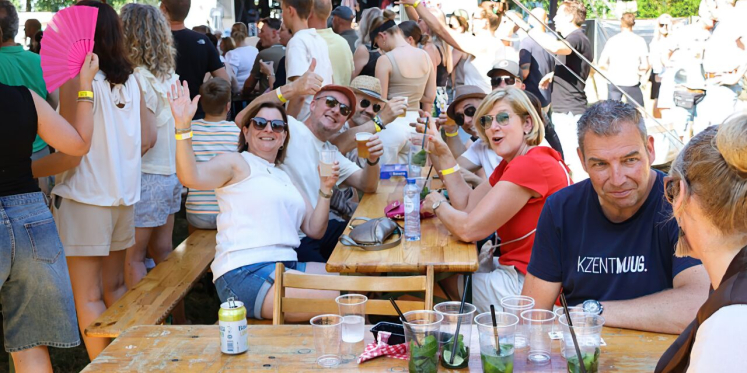 Foto: Eerste editie SOA trekt jong en oud naar festivalweide in Sterksel