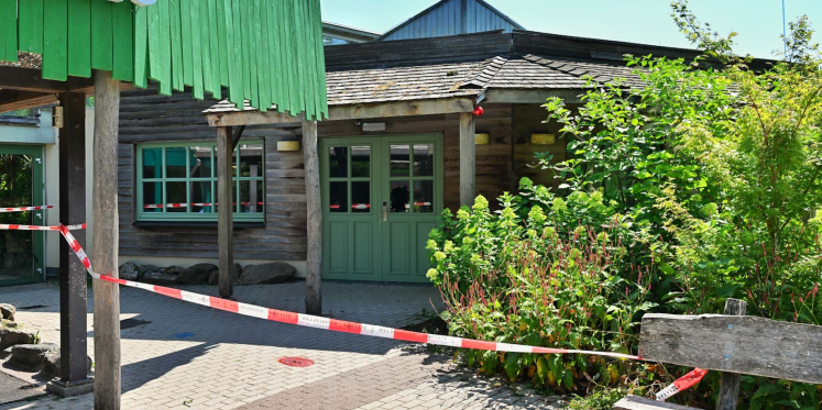 Foto: Inbraak bij geldautomaten op vakantiepark Westerhoven