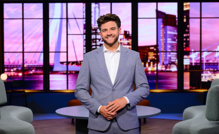 Foto: Frank van Leeuwen uit Budel-Schoot debuteert als presentator van Goedenavond Nederland