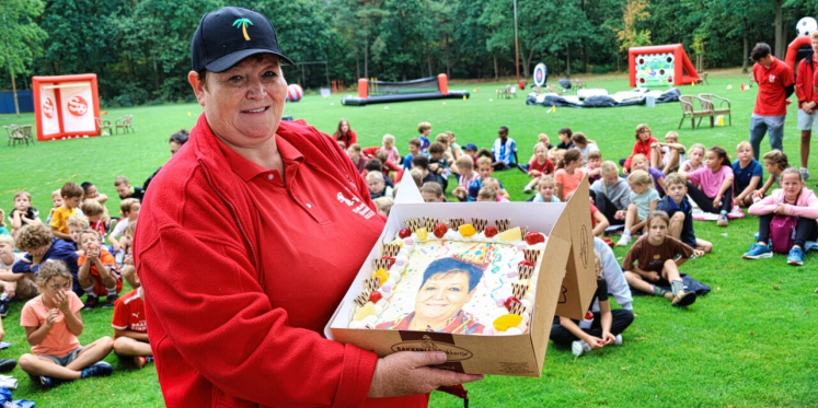 Foto: Klimmen, glijden en een taart voor Heidi: Mega Sport Festijn kleurt Heeze