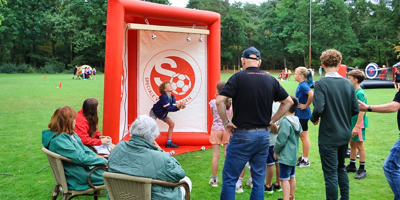 Foto: Klimmen, glijden en een taart voor Heidi: Mega Sport Festijn kleurt Heeze