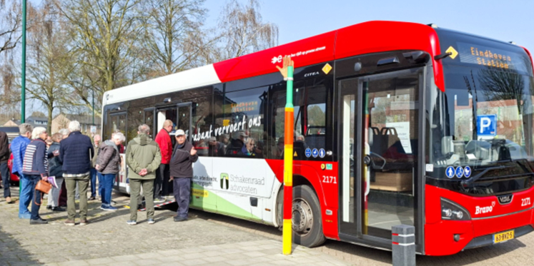Foto: 65-plussers krijgen info om langer zelfstandig op pad te gaan tijdens Blijf Mobiel Dagen in Valkenswaard