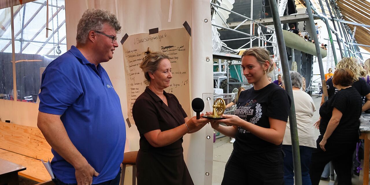 Foto: Gastvrije Lambrekvrienden winnen Bourgondische Bouwplaats Bokaal