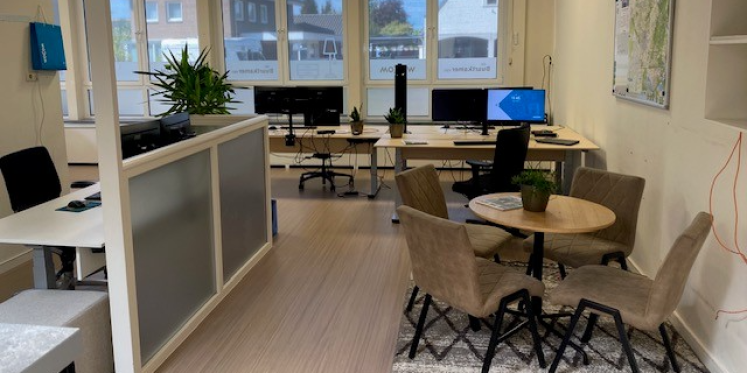 Foto: Woningcorporatie opent Buurtkamer in Maarheeze