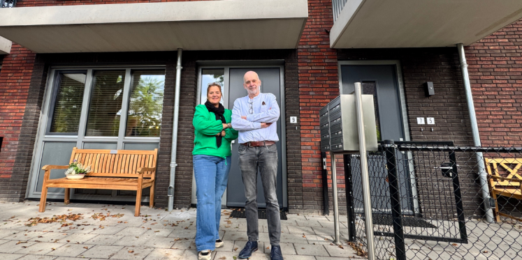 Foto: Feestelijke opening THOF Wonen in Bergeijk, ouderinitiatief geeft jongeren eigen stek