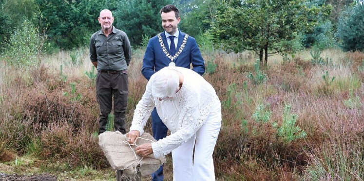 Foto: Schoorsveld in Heeze bijzondere plek, zo bleek tijdens jubileumviering zondag