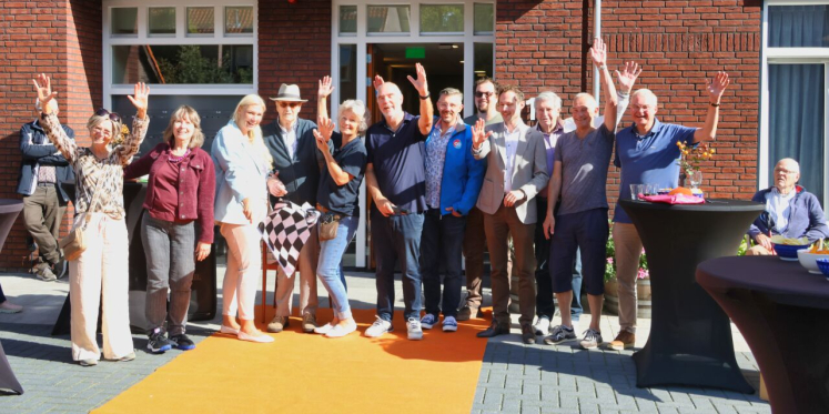 Foto: Duofietsen officieel in gebruik genomen in Valkenswaard