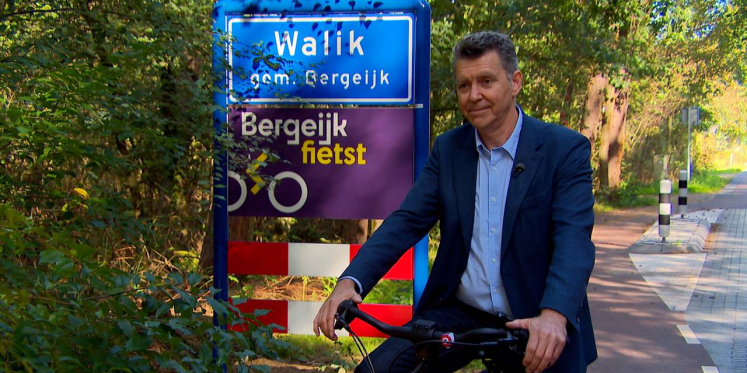 Foto: 100.000 woningen erbij: fiets moet verkeerschaos in Brainport voorkomen