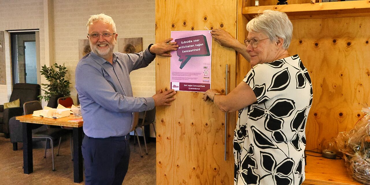 Foto: Cranendonckse wethouder trapt Week tegen Eenzaamheid af bij De Huiskamer in Budel-Schoot