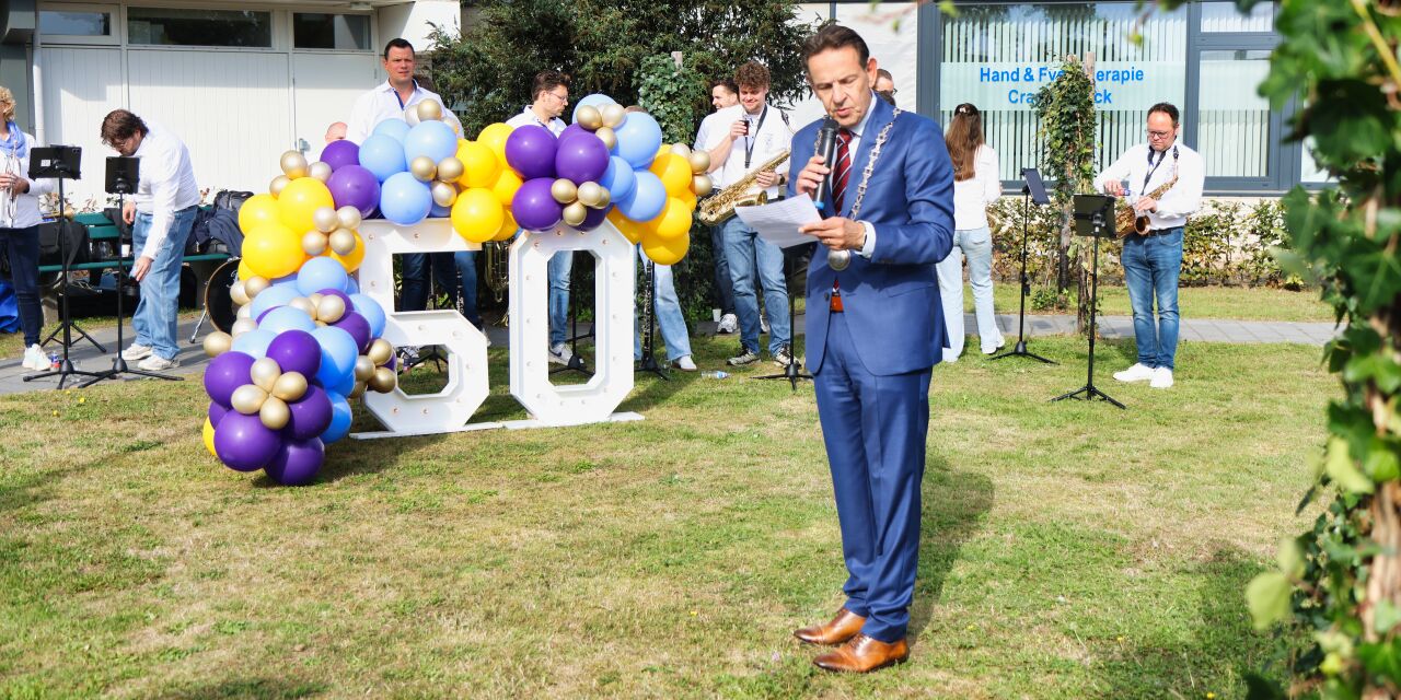 Foto: Mariënburght in Budel viert 50-jarig bestaan