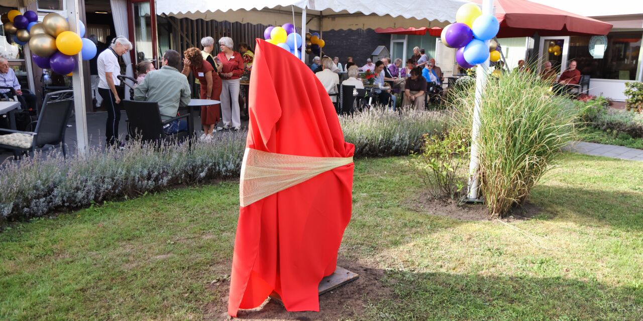 Foto: Mariënburght in Budel viert 50-jarig bestaan