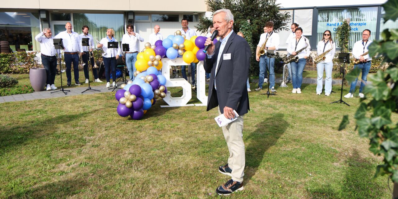 Foto: Mariënburght in Budel viert 50-jarig bestaan