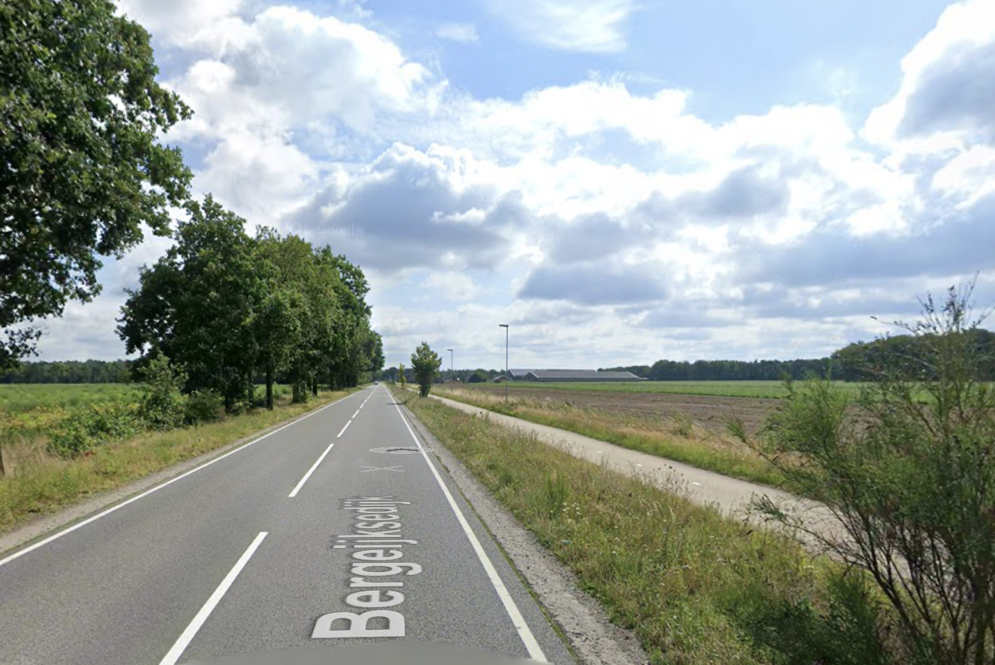 Foto: Bergeijksedijk in Valkenswaard maand dicht voor werkzaamheden