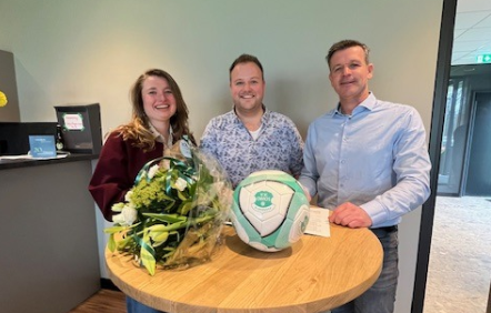 Foto: Nieuwe sponsor voor OWIOS