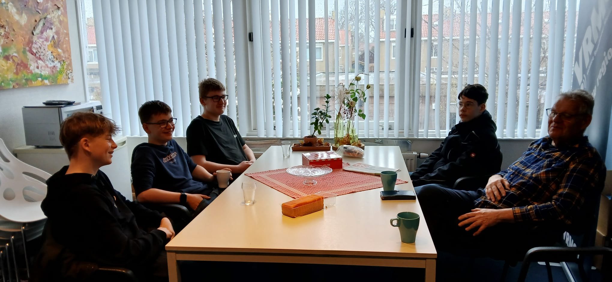 Foto: NLdoet 2026, vele handen maken licht werk